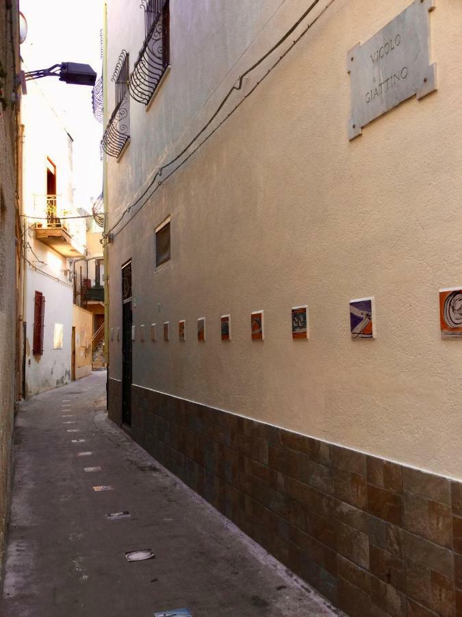 Case Vazzana - Cortile Sant'Agostino Mazara del Vallo Exterior foto