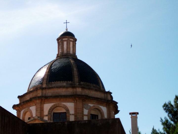 Case Vazzana - Cortile Sant'Agostino Mazara del Vallo Exterior foto